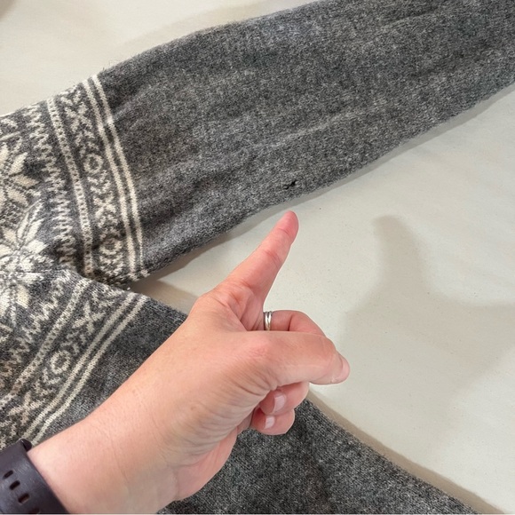 J. Crew Gray Button Down 100% Lambswool Cardigan with White Fair Isle Pattern - Picture 12 of 12